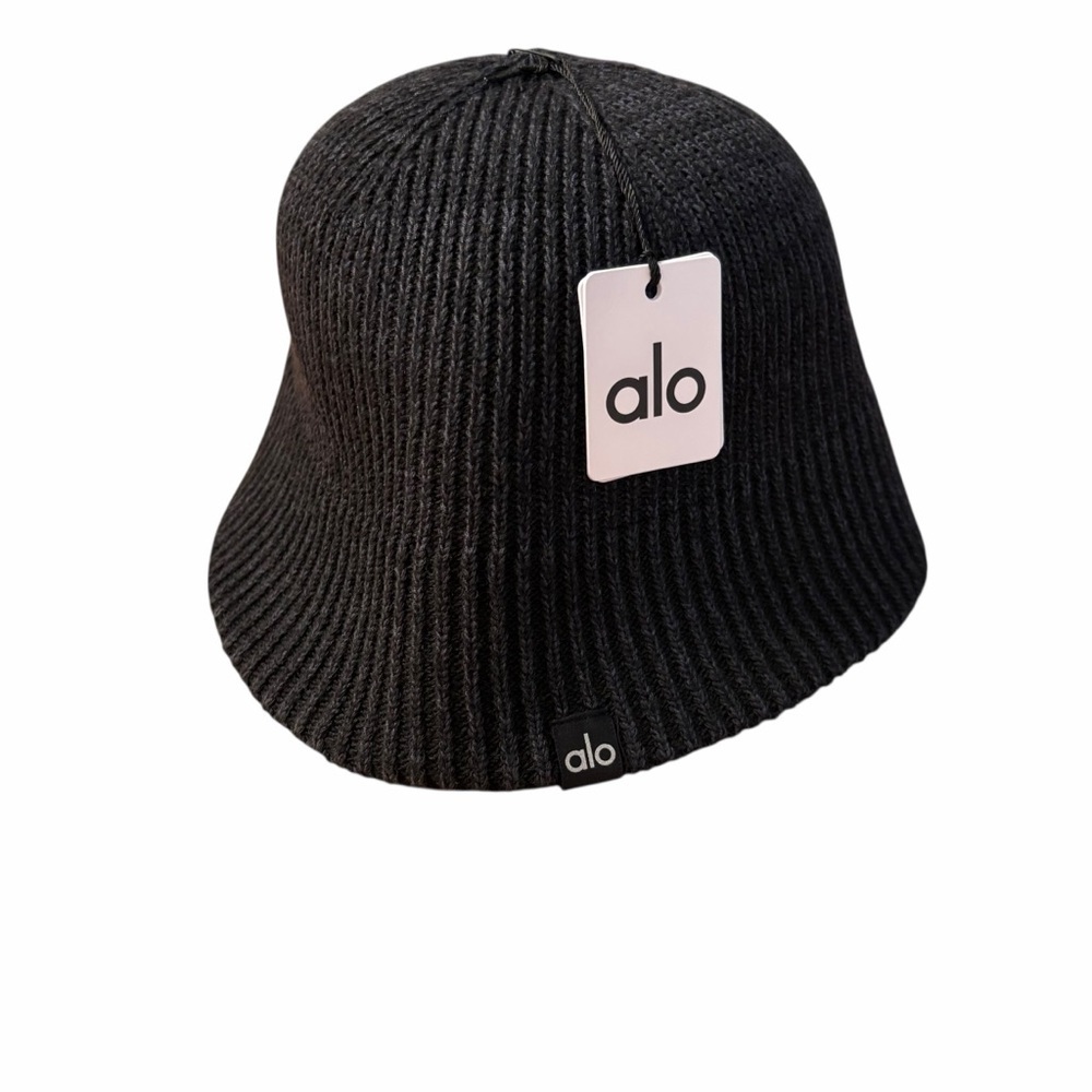 ALO Yoga | Denim Knit Cloche | Black | New with Tags - Picture 3 of 9